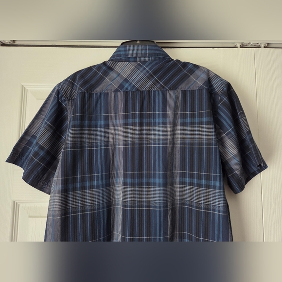 NWT Levi's Men's Blue Plaid Shirt - Picture 9 of 12